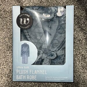 Ultra Plush Bath Robe